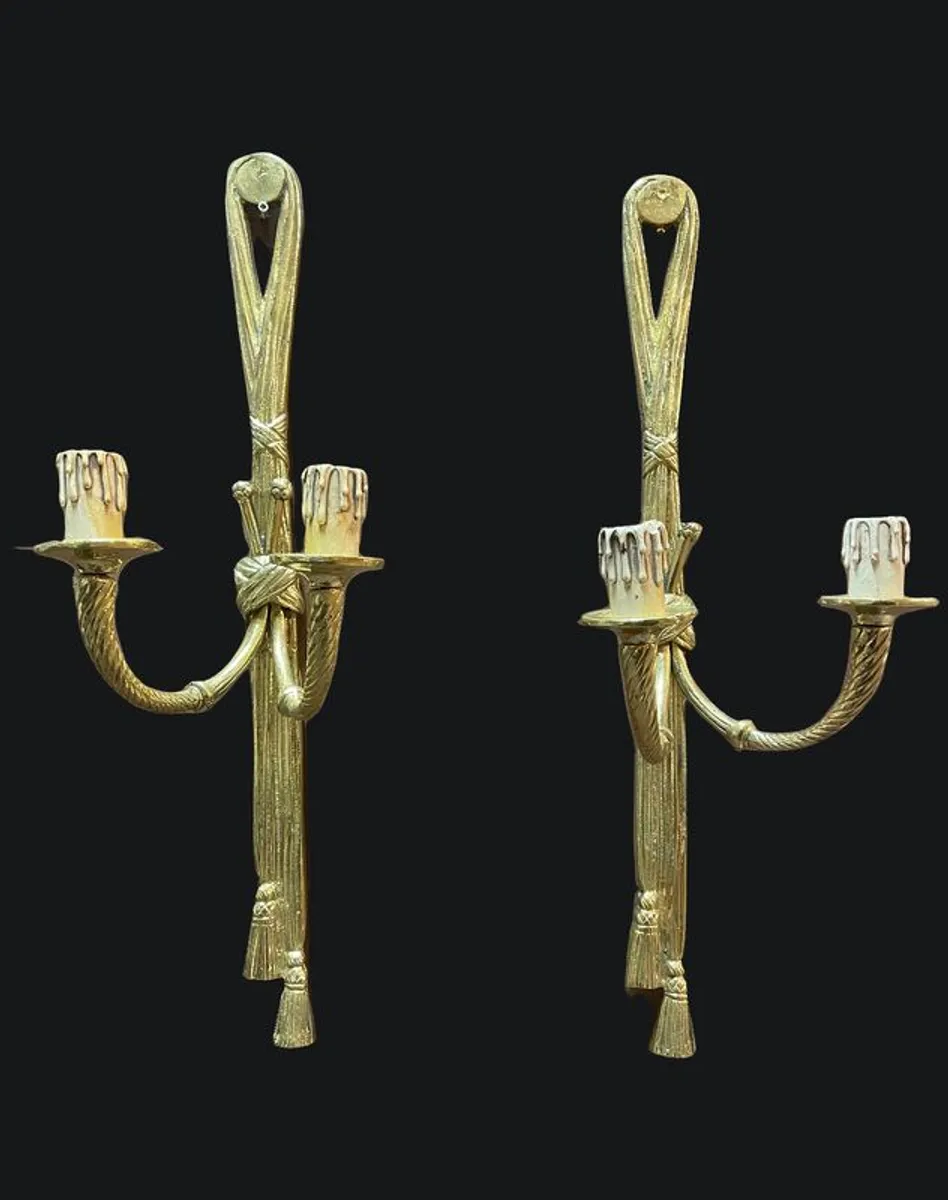 Beautiful Pair of Large French Wall Lights - Image 1