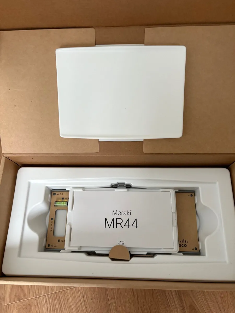 Cisco Meraki MR44 - Image 2