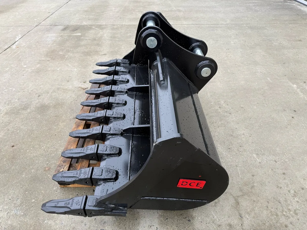 New DCE 72 in 13 ton bucket - Image 3