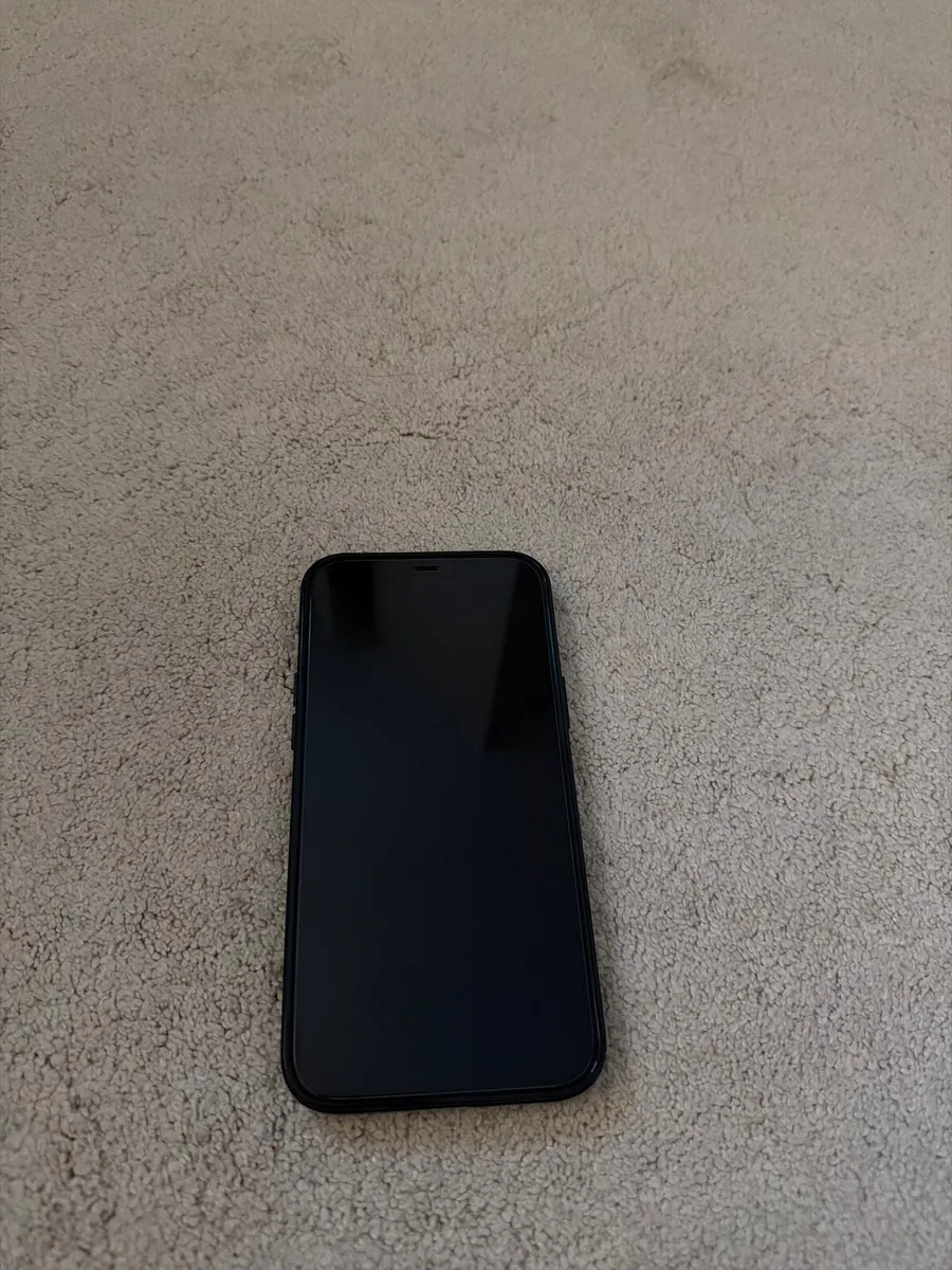 iPhone 12 Pro Max 256GB unlocked - Image 4