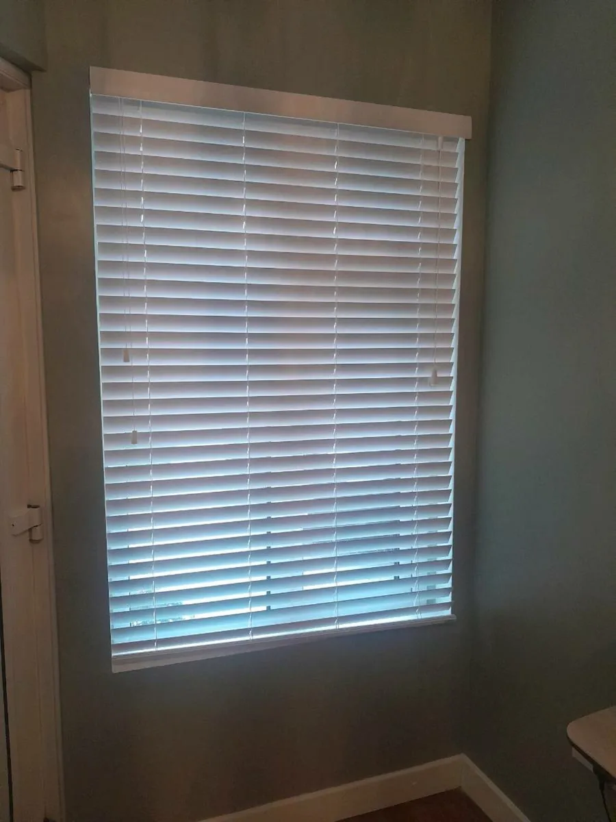 Blinds - Image 1