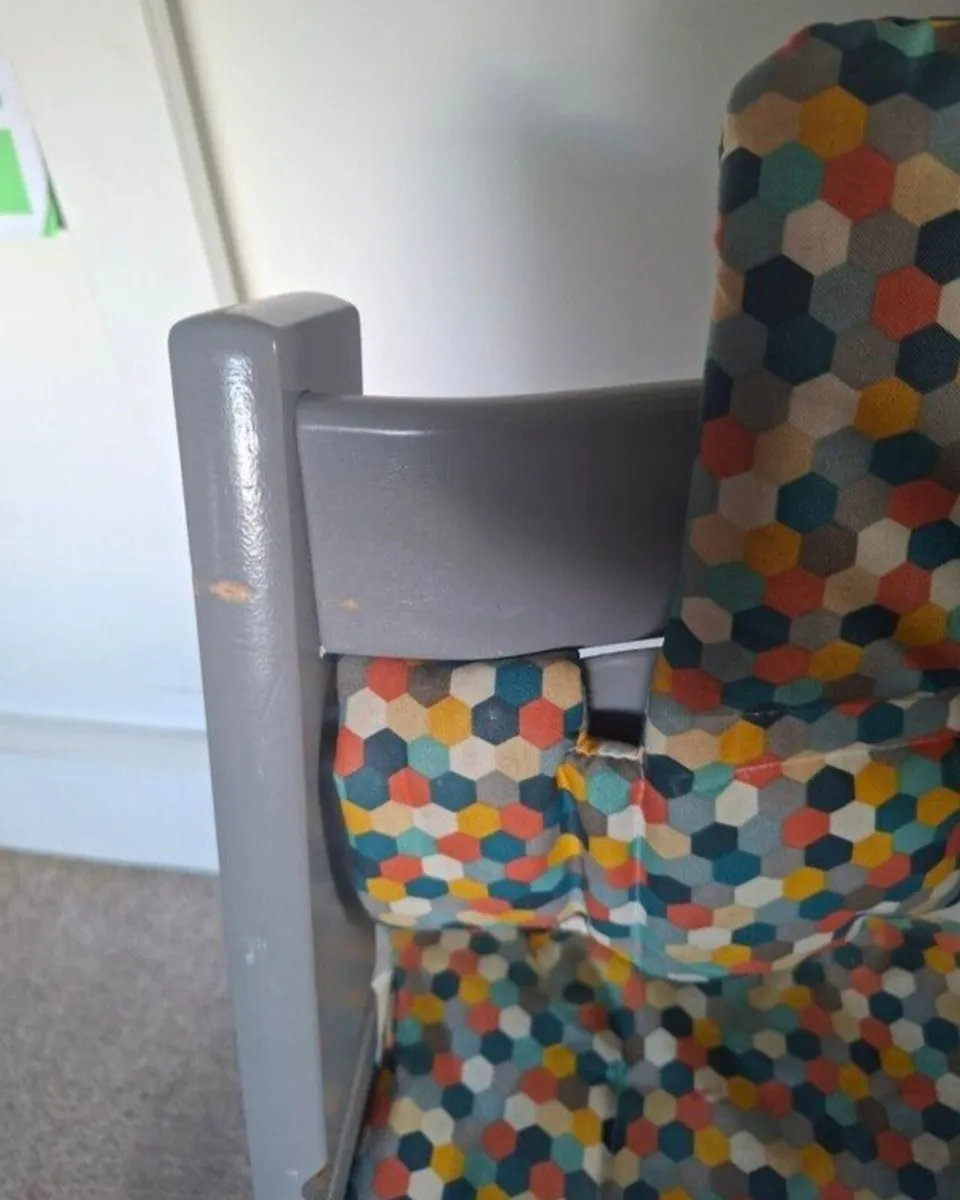 Stokke Chair with accessories - Image 3