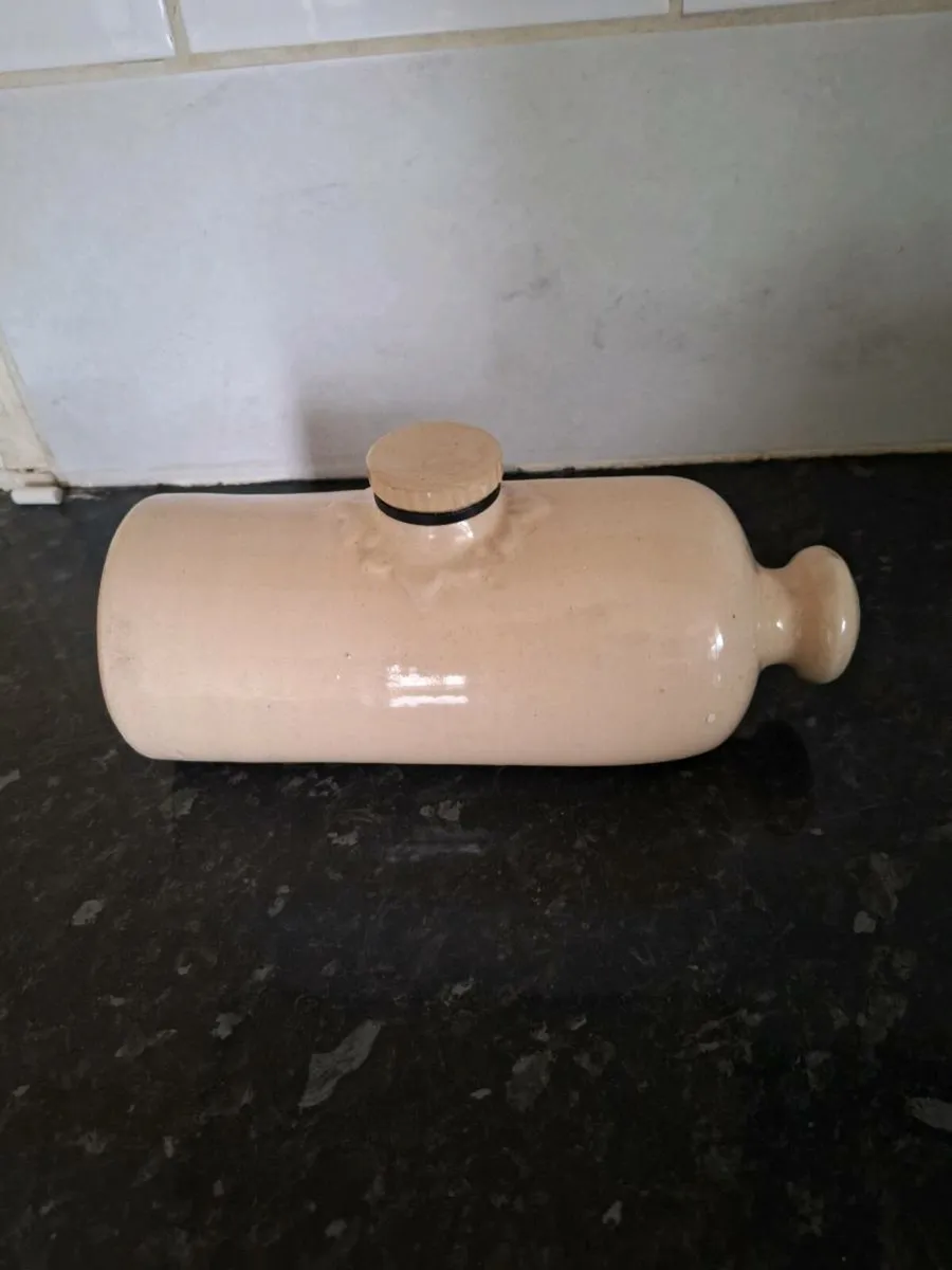 Vintage ceramic hot water bottle - Image 1