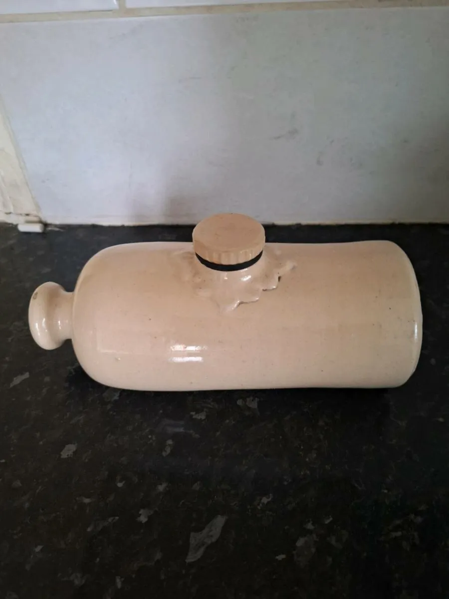 Vintage ceramic hot water bottle - Image 2