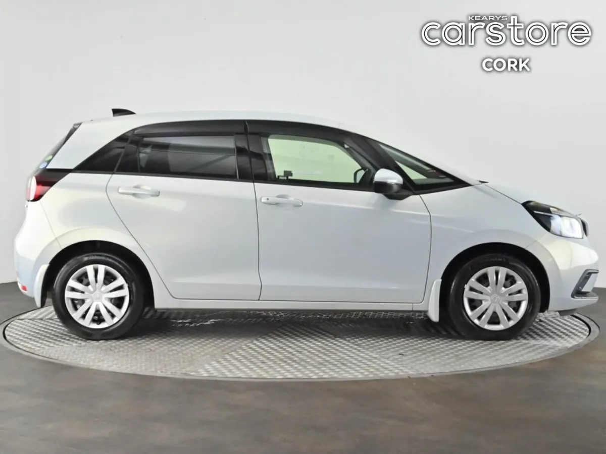 Honda Fit FIT 1.5 HYBRID 5DR AUTO - Image 2