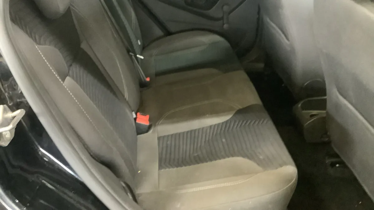 2016 Ford Fiesta 1.0 Petrol ZETEC - Image 4