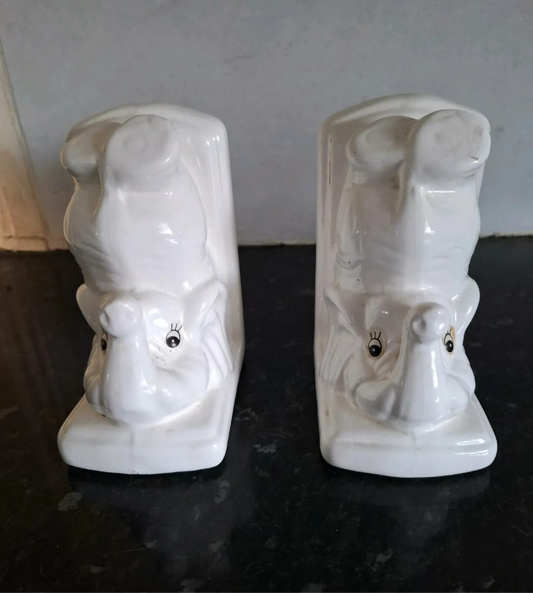 Two vintage ceramic elephant bookends - Image 2