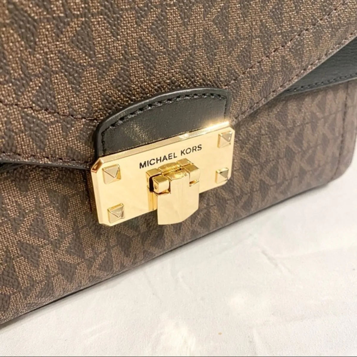 Michael Kors handbag - Image 2