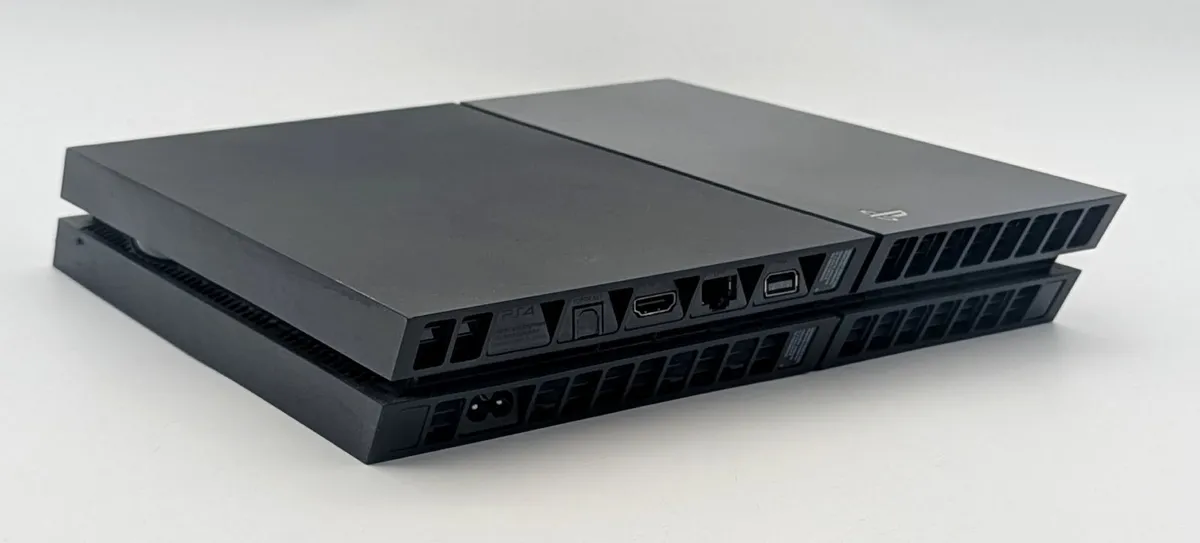 Sony PlayStation 4 Console 500GB CUH-1116A Black - Image 2