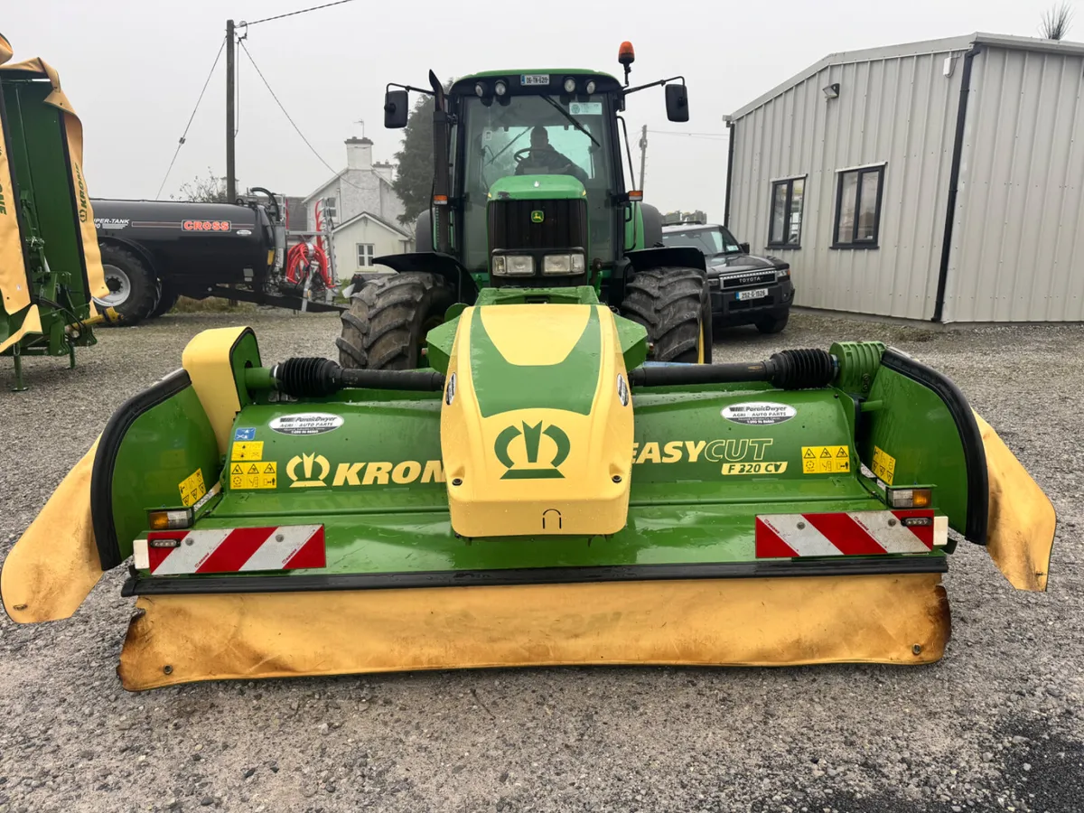 Kroen F320Cv Condtioner Mower - Image 2