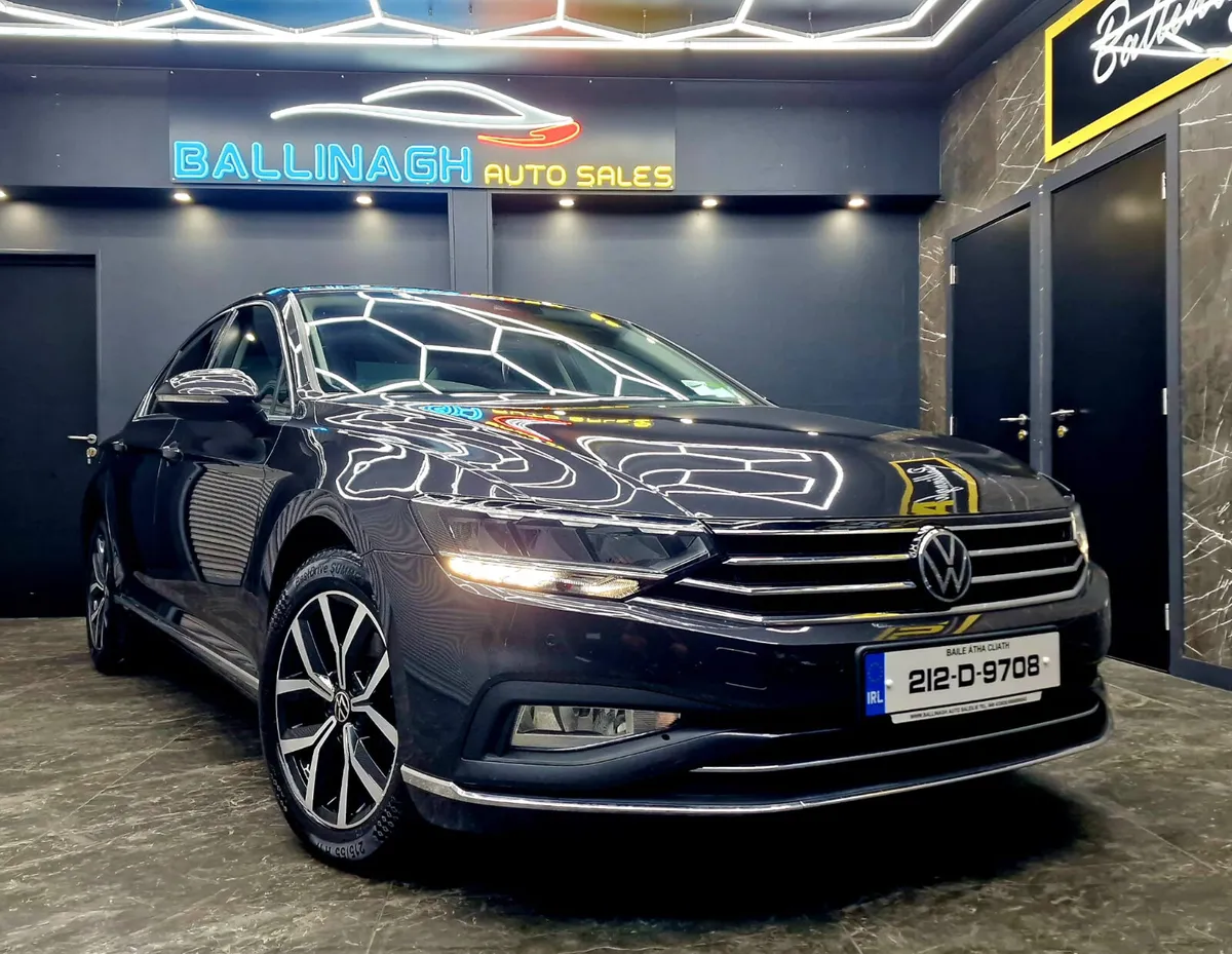 VOLKWAGEN PASSAT 2.0 TDI 150HP ELEGANCE - Image 1