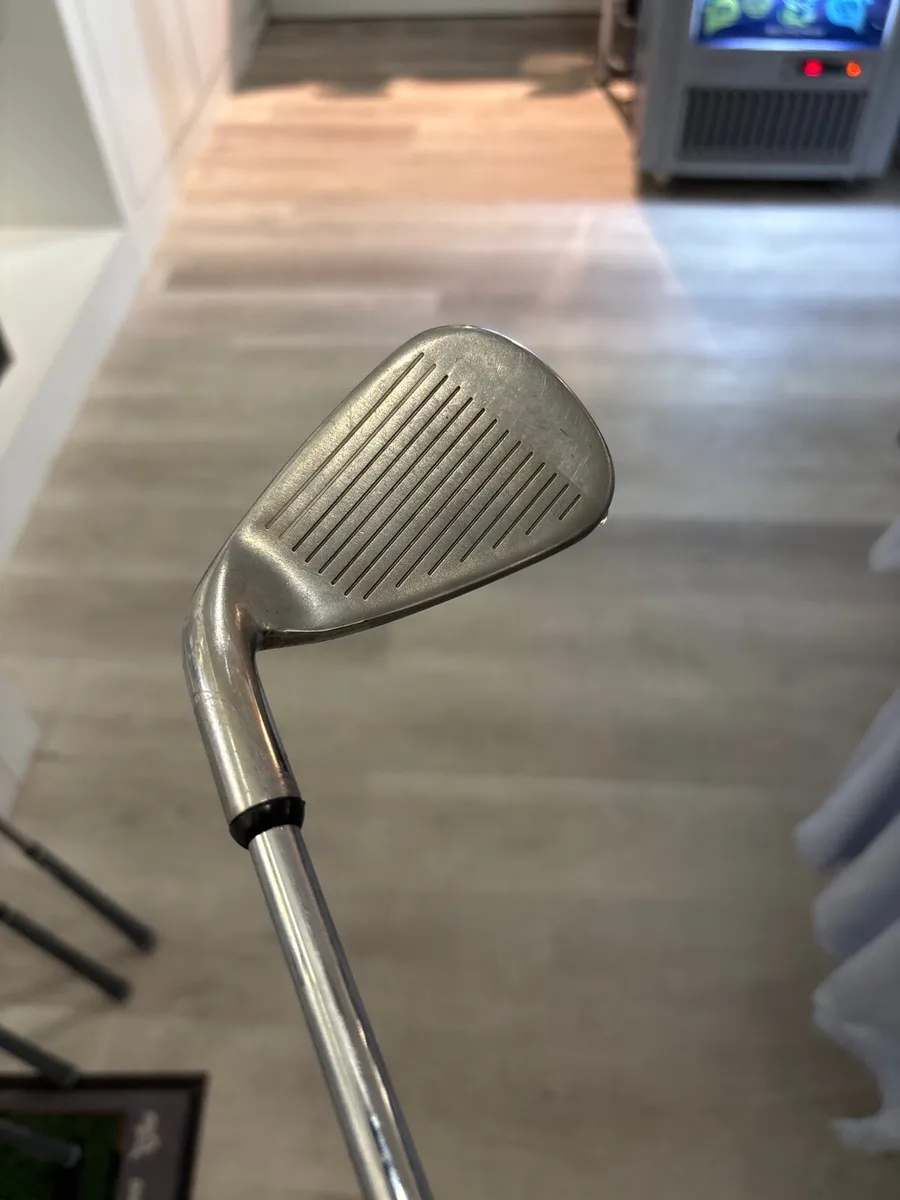 Callaway Rogue 4-GW (Reg Flex) - Image 3