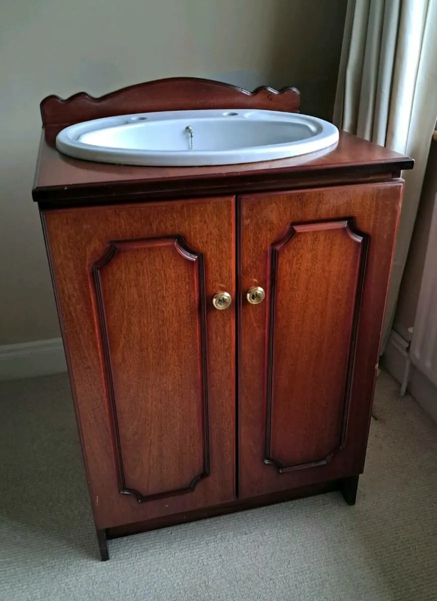 Mahogany Vanity Unit - Image 3