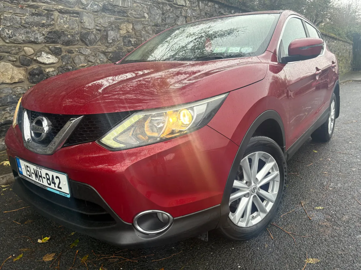 Nissan Qashqai 2015 1.5 DSL SV CONNECT 4DR - Image 2