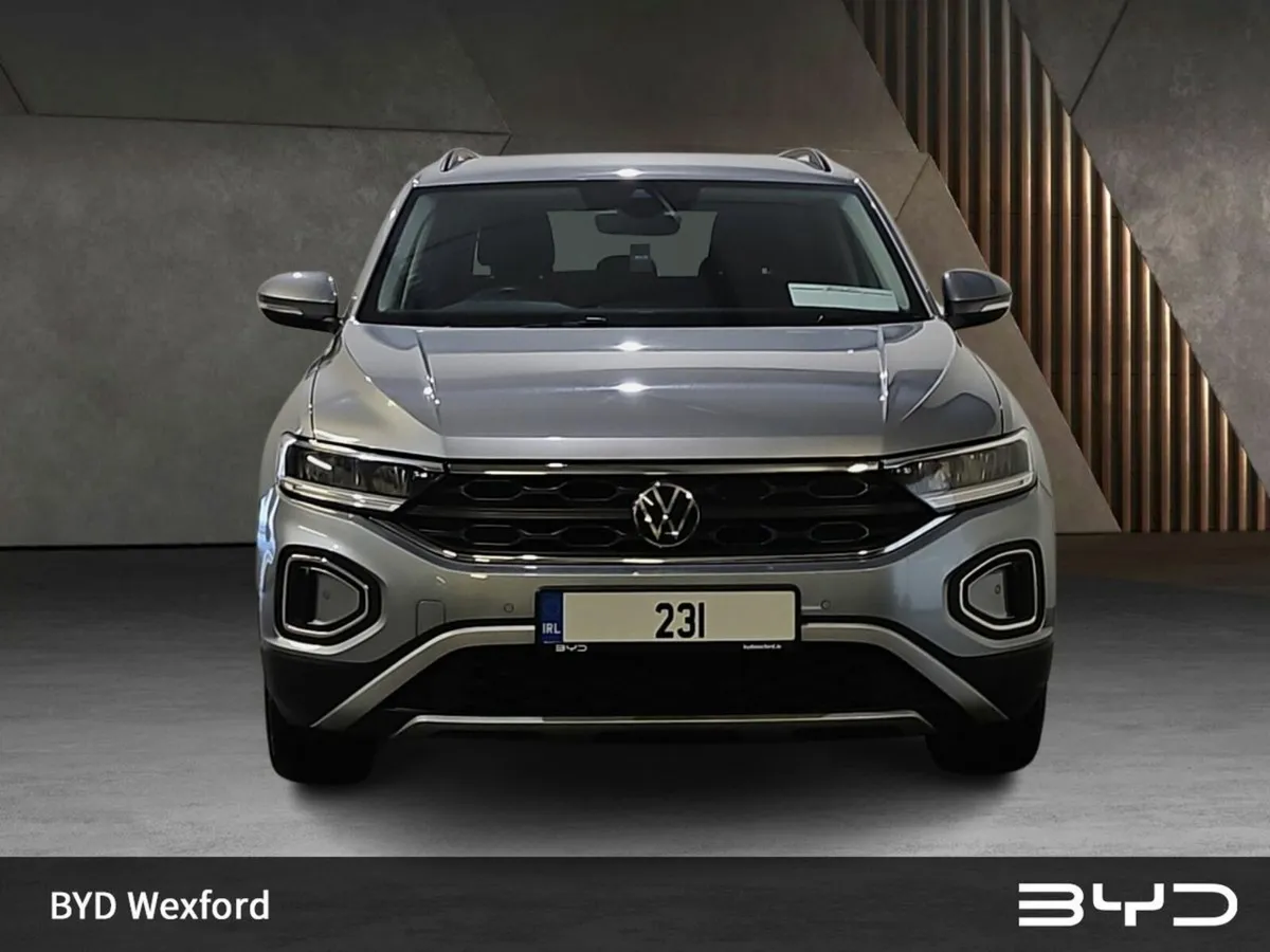 Volkswagen T-Roc Life Tdi  Life  2.0 TDi 115 - Image 2