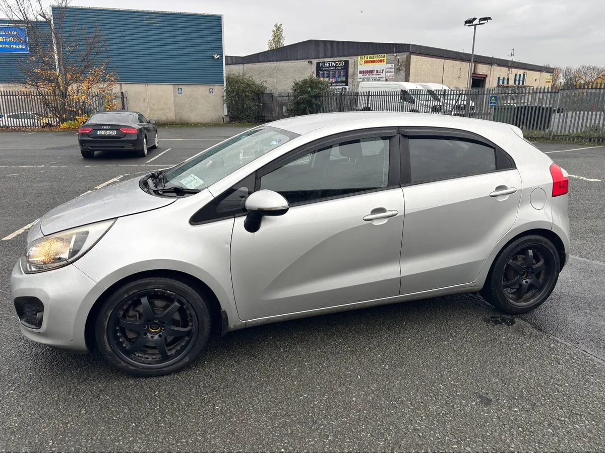 Kia Rio 2012 - Image 2