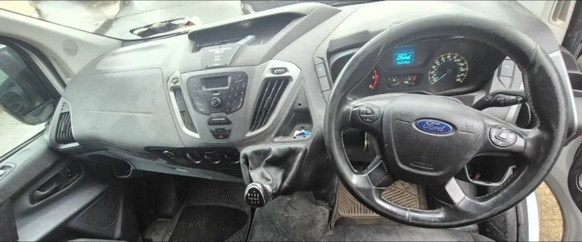 Ford Transit Custom 2015 - Image 2