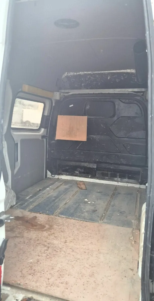 Ford Transit Custom 2015 - Image 4