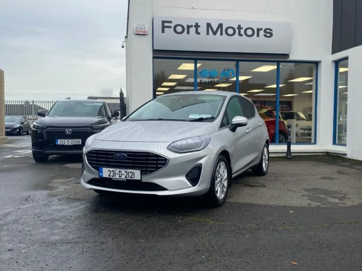 Ford Fiesta Titanium 1.0T 100 S6.2 M6 4DR - Image 1