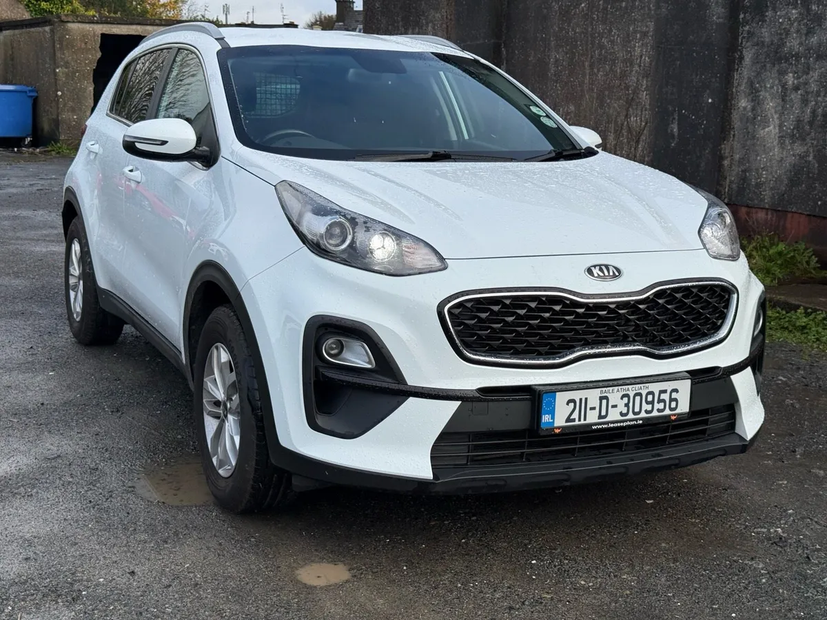 Kia Sportage No VAT Low KMS - Image 1