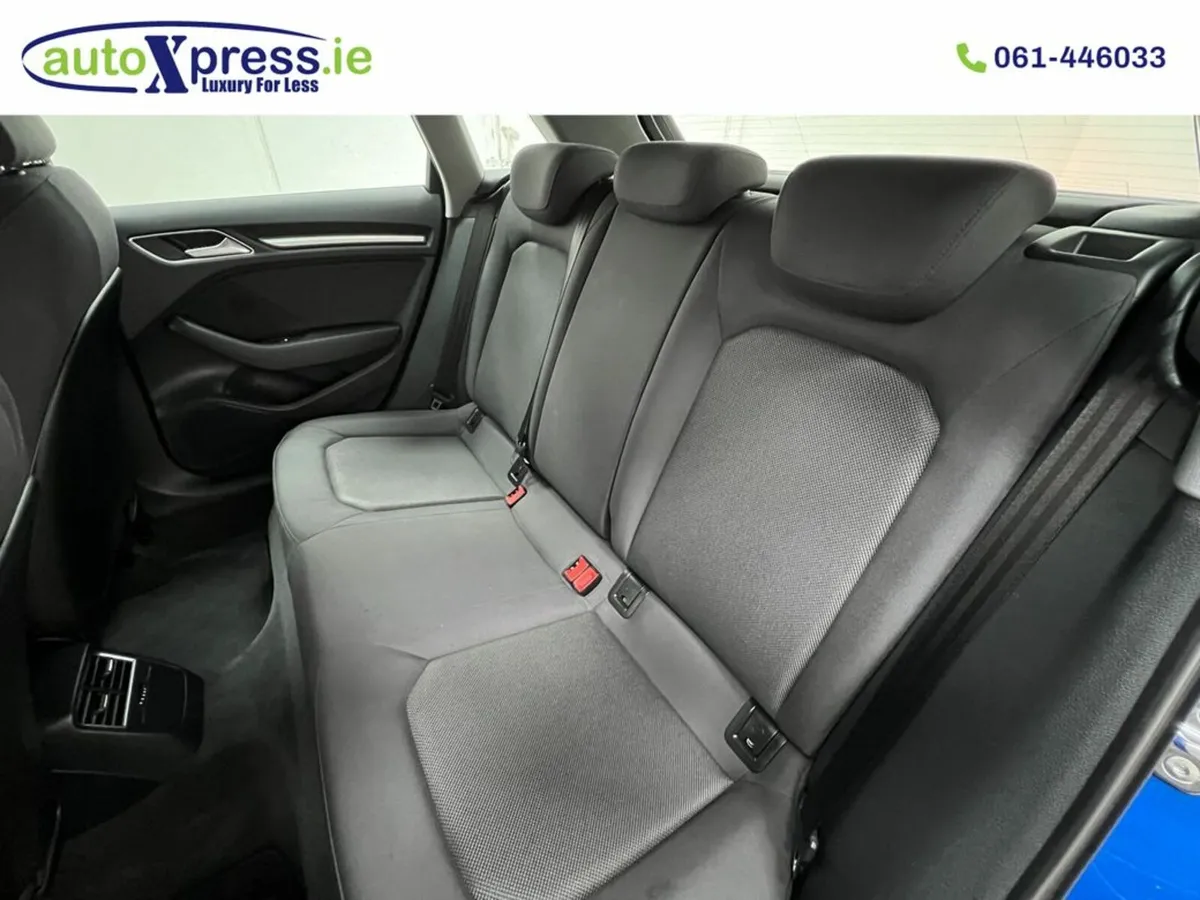 Audi A3 Sportsback 30TFSI Automatic, Reversing cam - Image 4