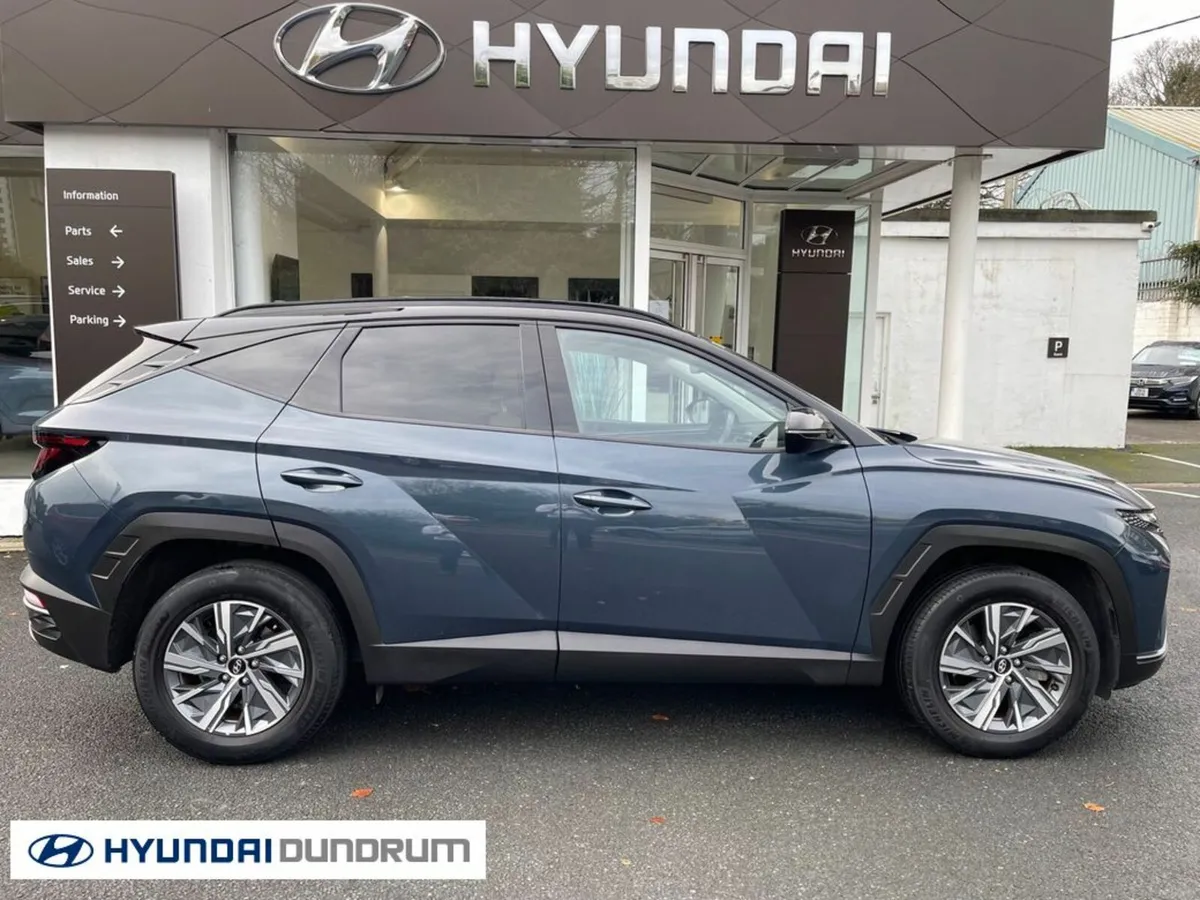 Hyundai Tucson ix35 Executive 2tone HEV 5DR Auto - Image 3