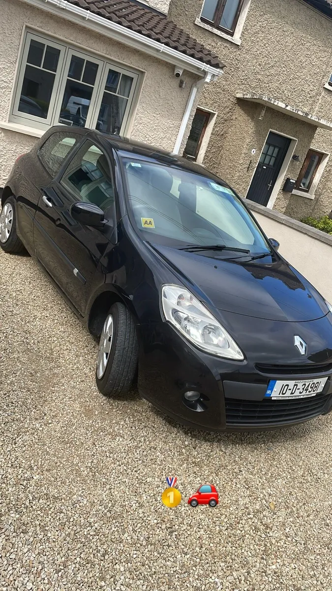 Renault Clio 2010 1.1 Litre Petrol - Image 1