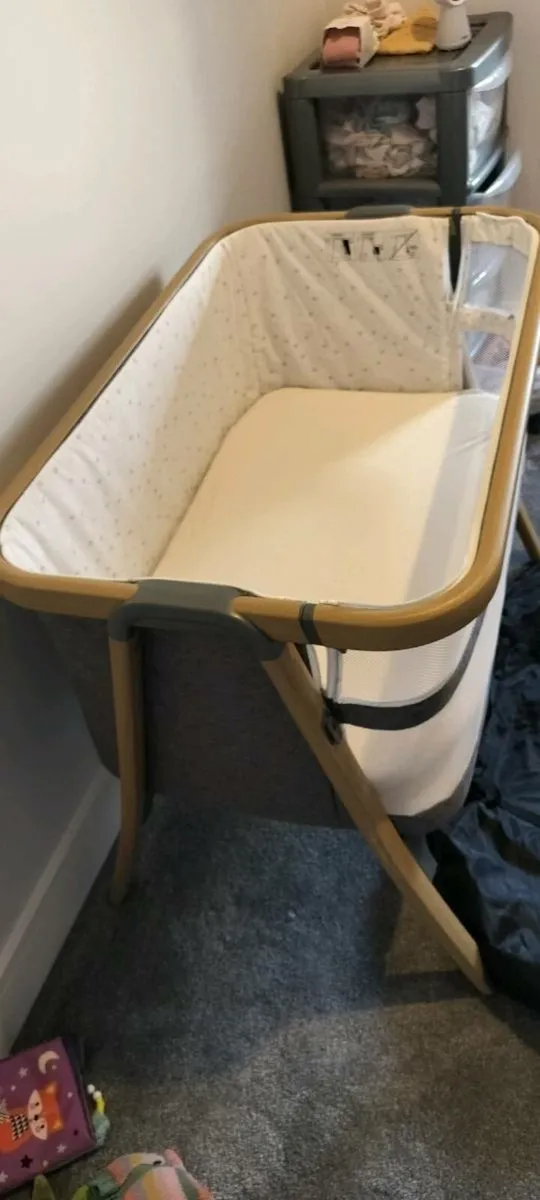 Baby Elegance co-sleeper - Image 2