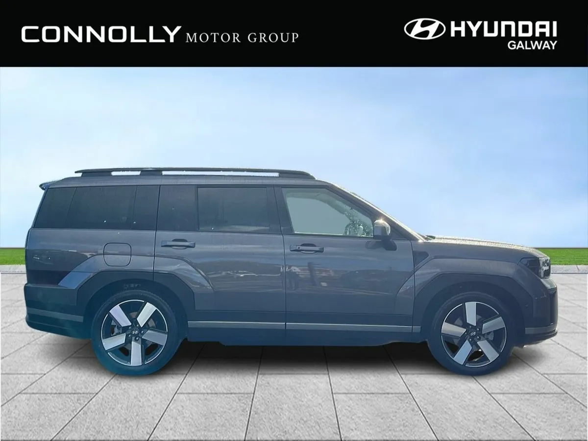 Hyundai Santa Fe 1.6 PHEV PREMIUM ** ORDER NOW FOR - Image 3