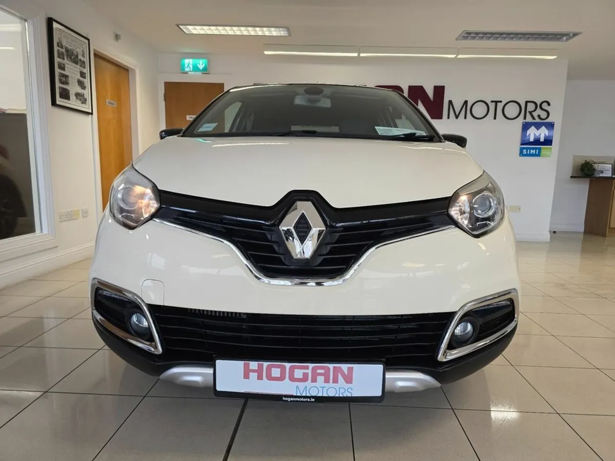 Renault Captur Signature 1.5 DCI 5DR H/B * Best Sp - Image 2