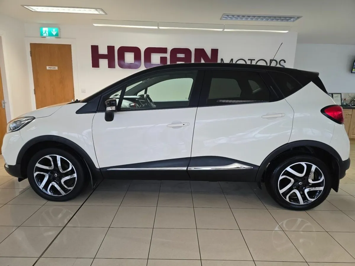 Renault Captur Signature 1.5 DCI 5DR H/B * Best Sp - Image 4