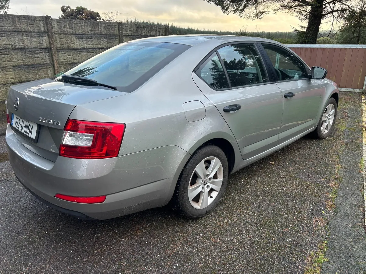 Low mileage, Skoda Octavia 2015 - Image 4