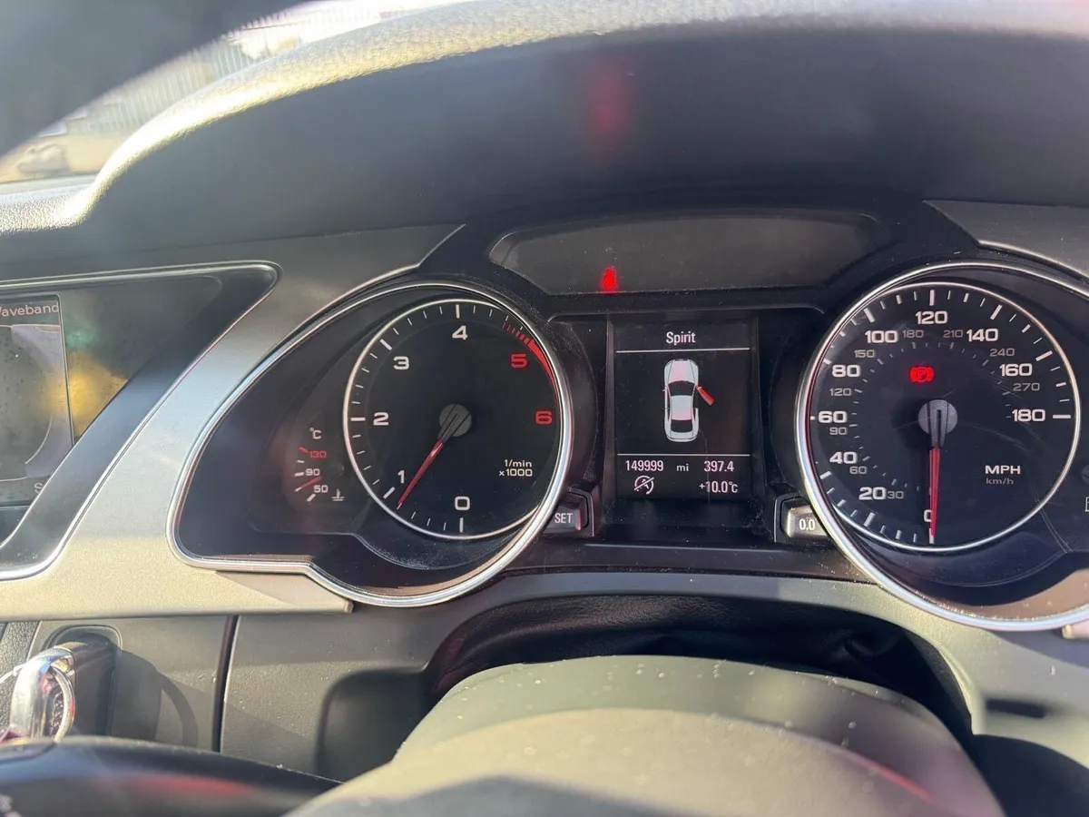 Audi A5 2011 - Image 2