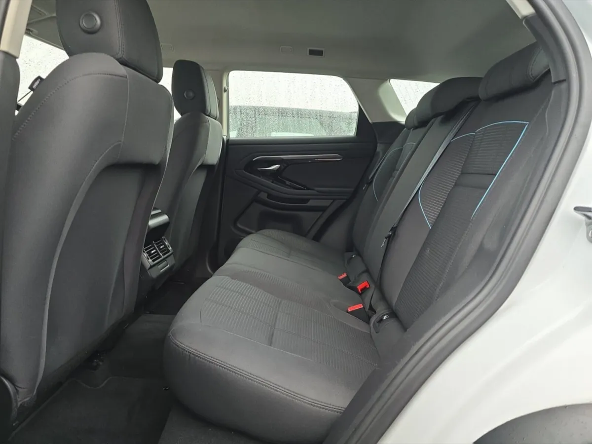 Land Rover Range Rover Evoque Diesel Hatchback - Image 4