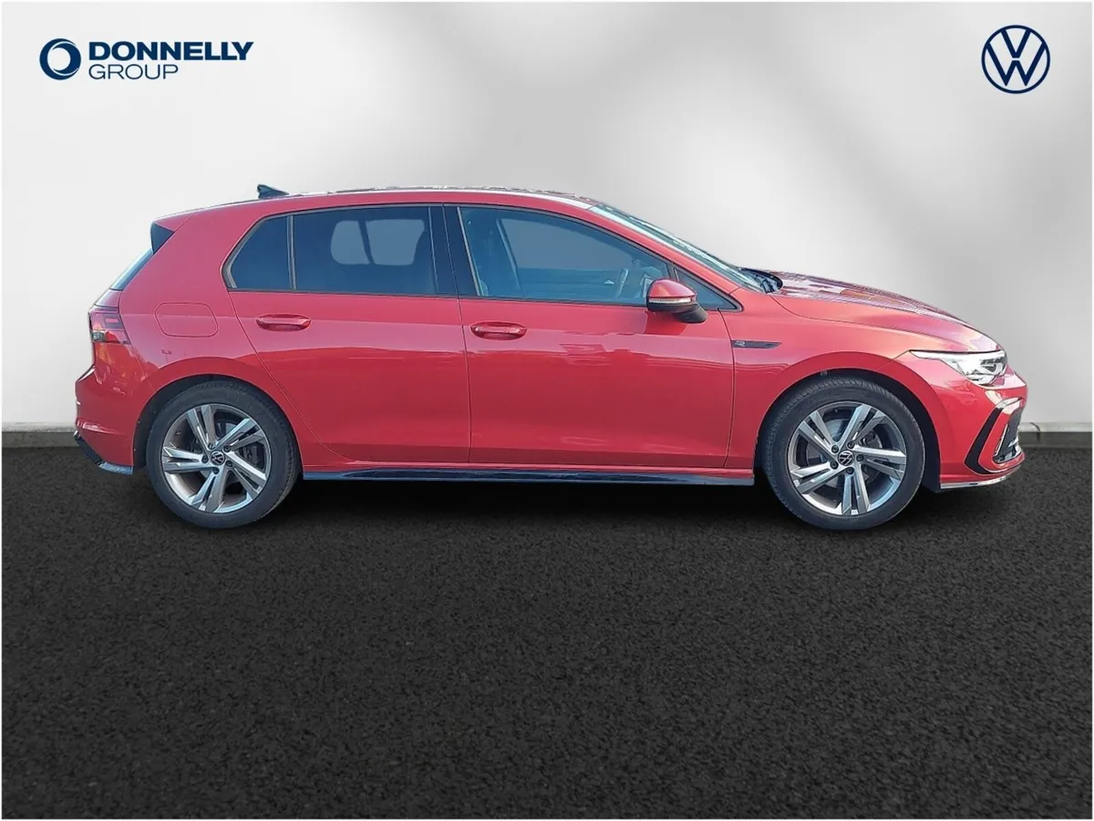 Volkswagen Golf Diesel Hatchback R-Line - Image 4