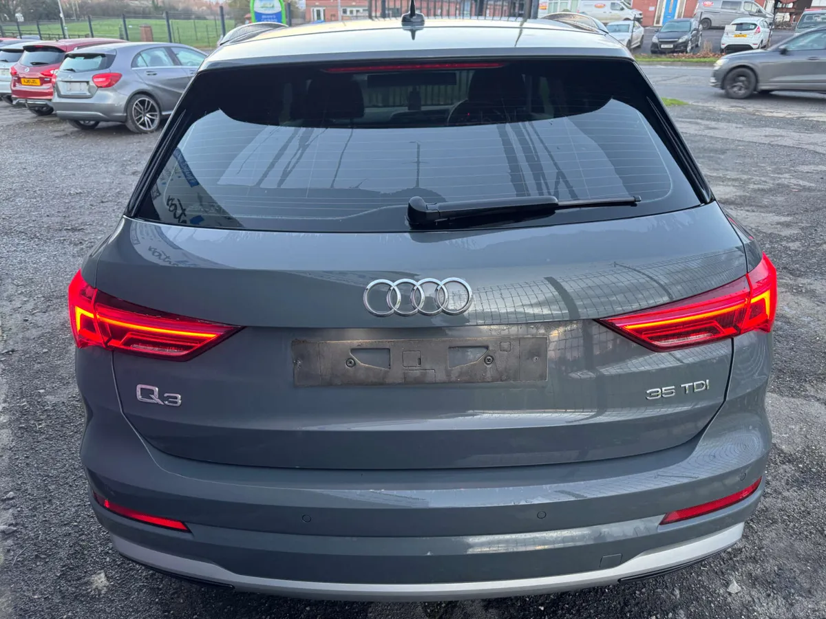 Audi Q3 2020 - Image 3