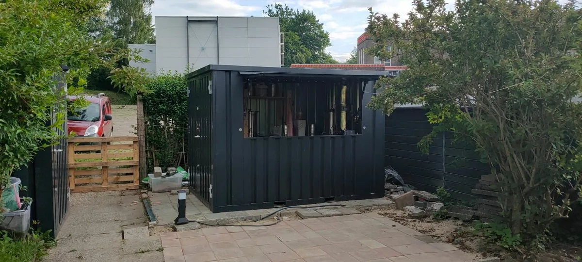 Transform Your Garden with a Container Bar - Image 3