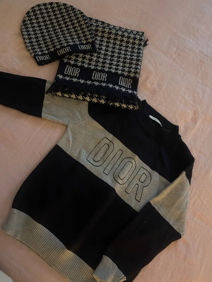 Boys dior jacket , jumper hat and scarf - Image 1