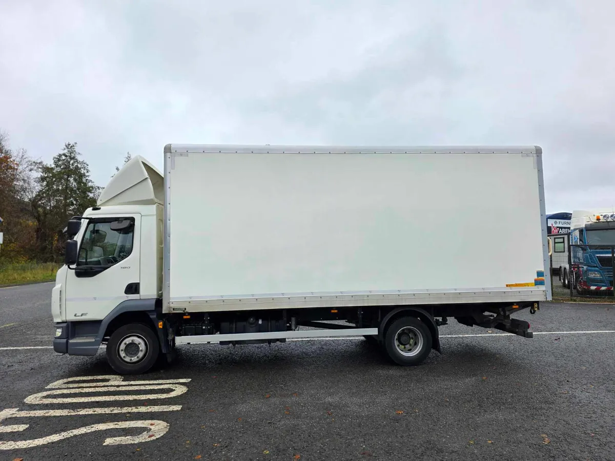 2022 DAF LF 180 12 Ton Gross with 20ft GRP Box - Image 4