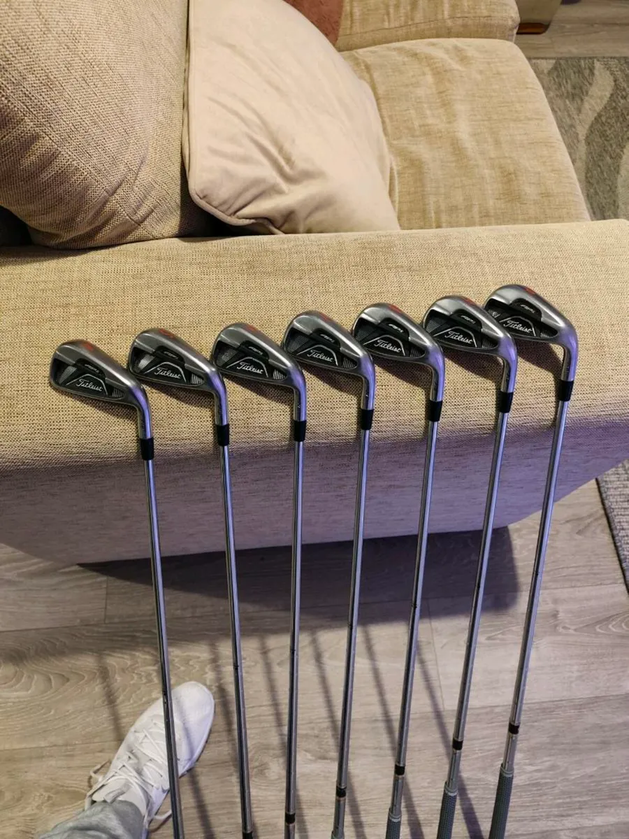 Titleist ap1 712 - Image 1