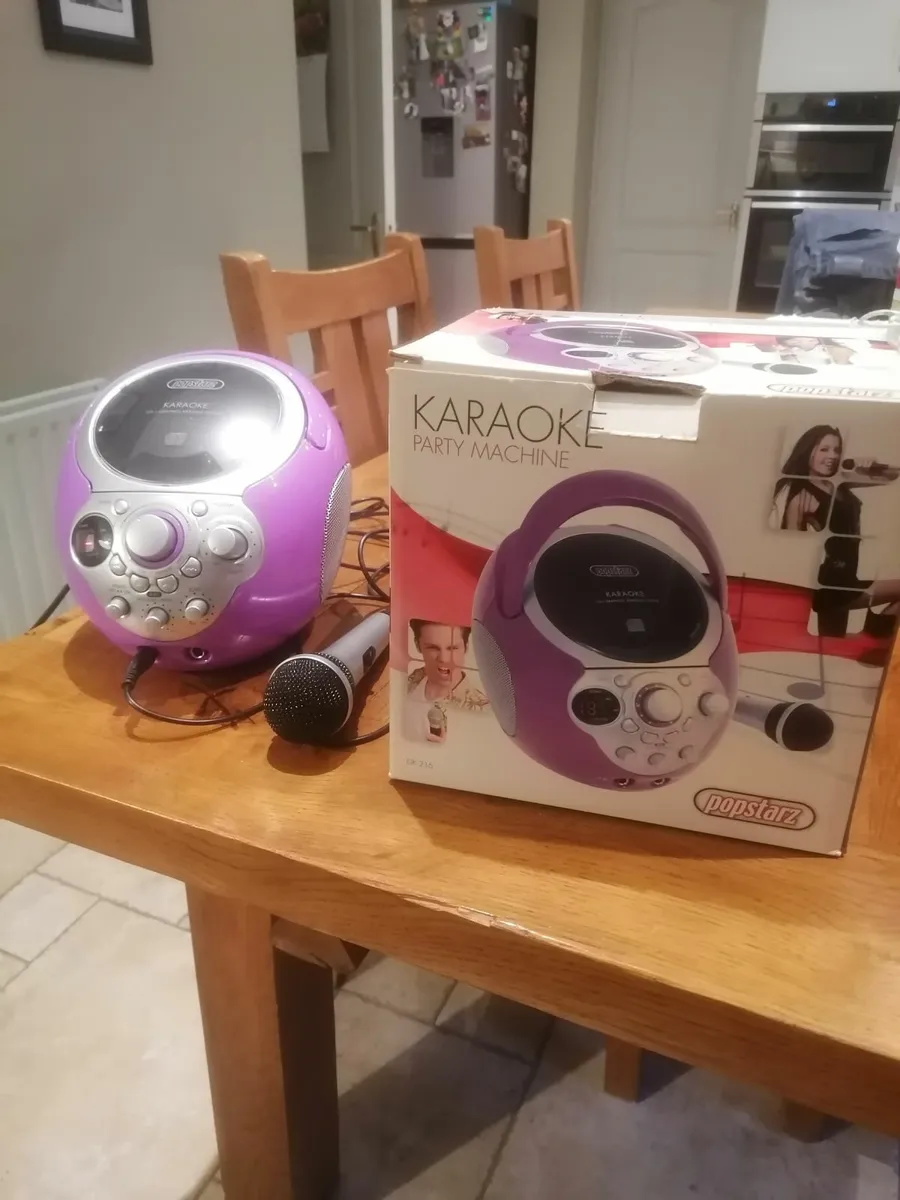 CD/Karaoke player - Image 1