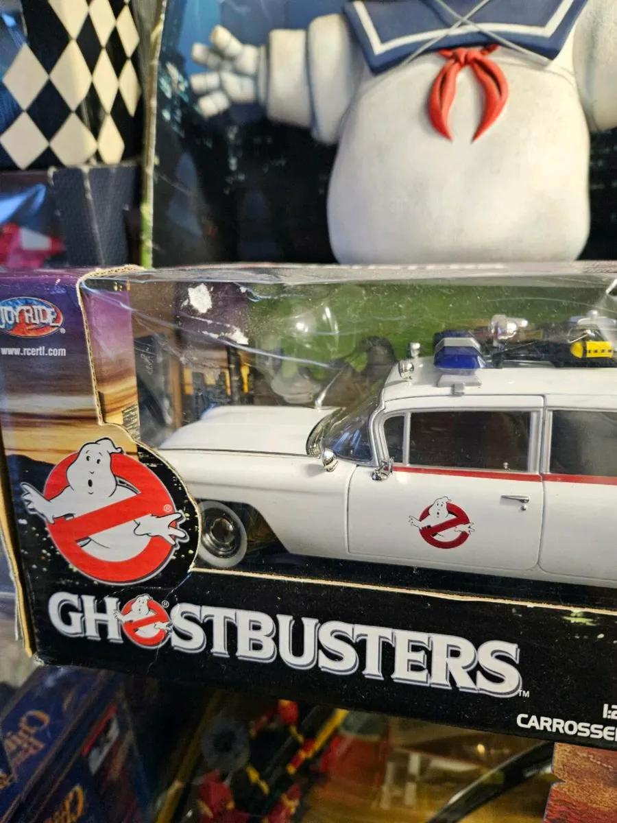 Corgi Joyride Ghostbusters Ecto 1 - Image 3