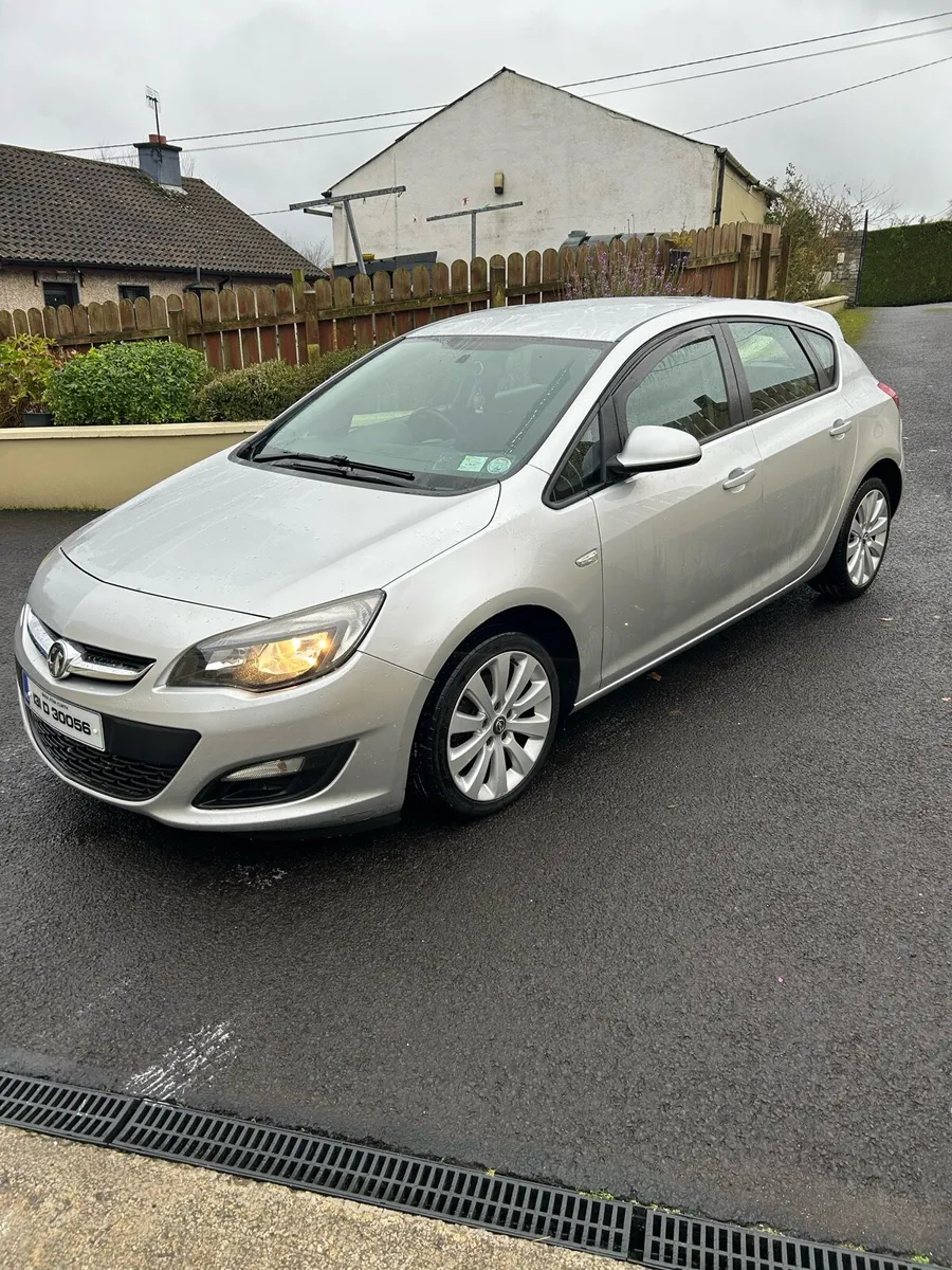 Vauxhall Astra 1.7Cdti €3950 - Image 1