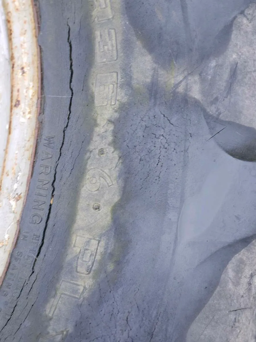 Massey Ferguson 168 wheels - Image 3