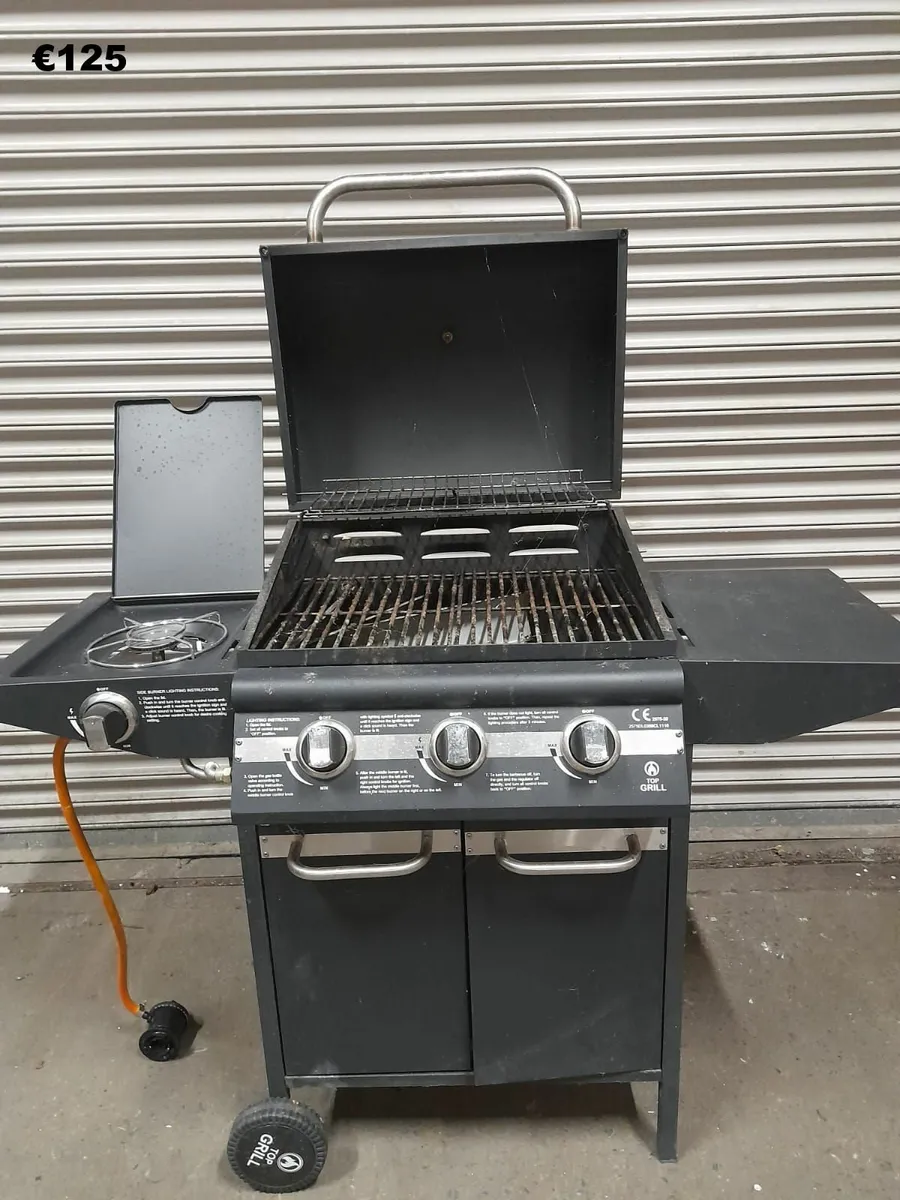 Garden furniture & heat lamps - Image 1