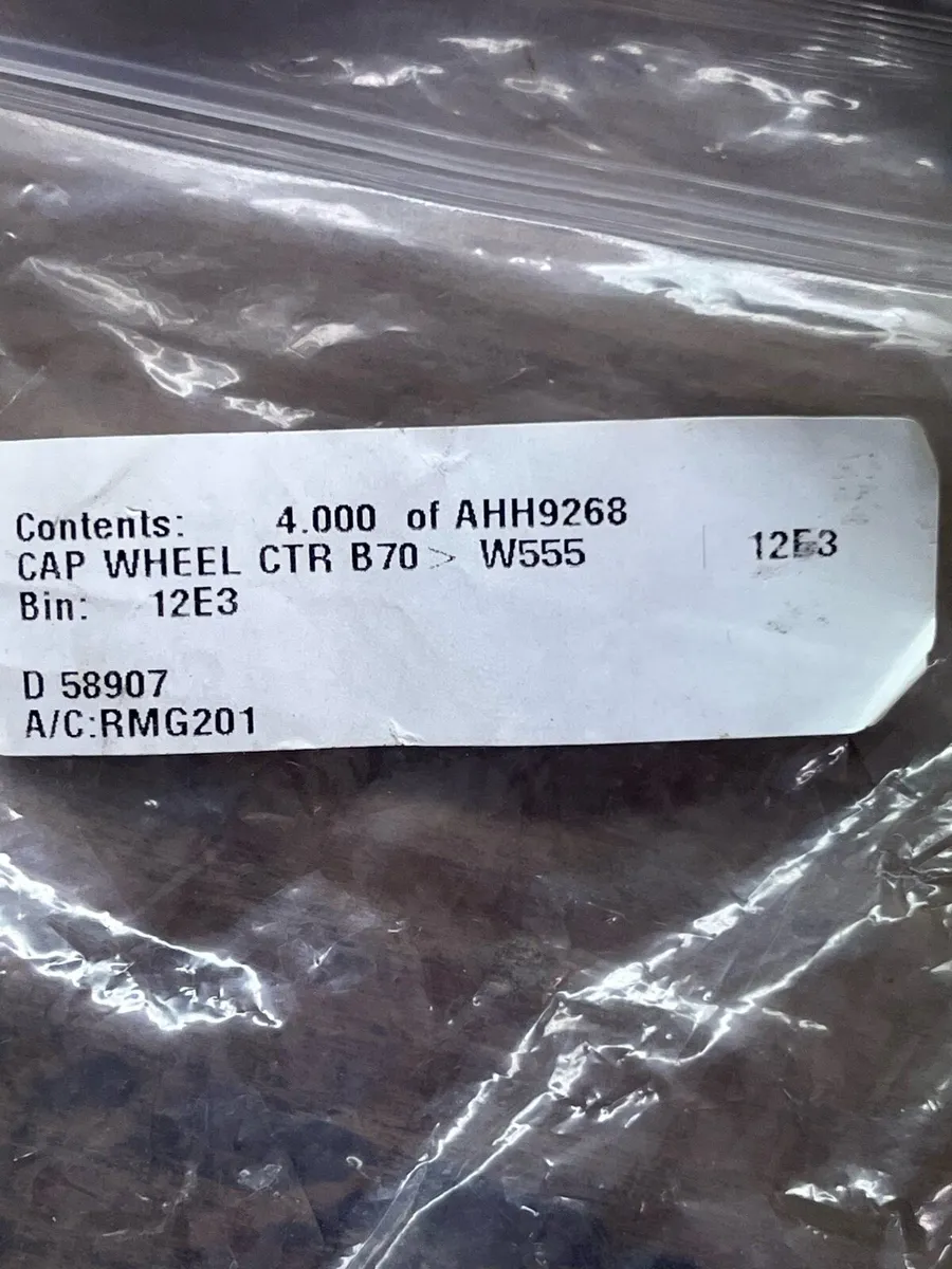 MG wheel centre caps - Image 4