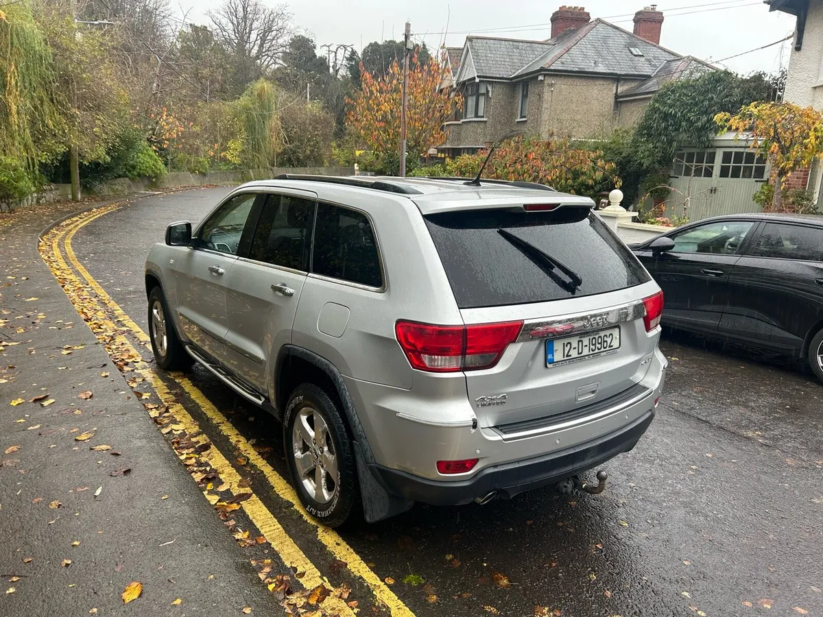 2012 Jeep Grand Cherokee Crew Cab - Image 4