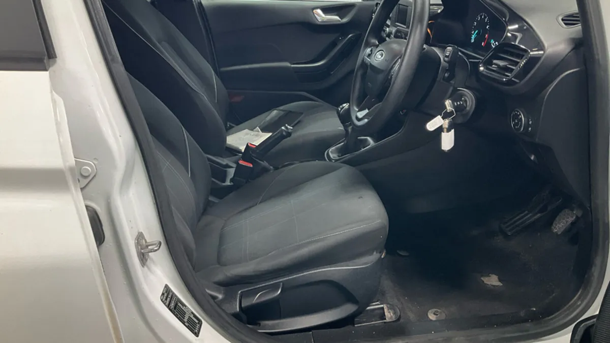 2018 Ford Fiesta 1.1 STYLE Petrol - Image 3
