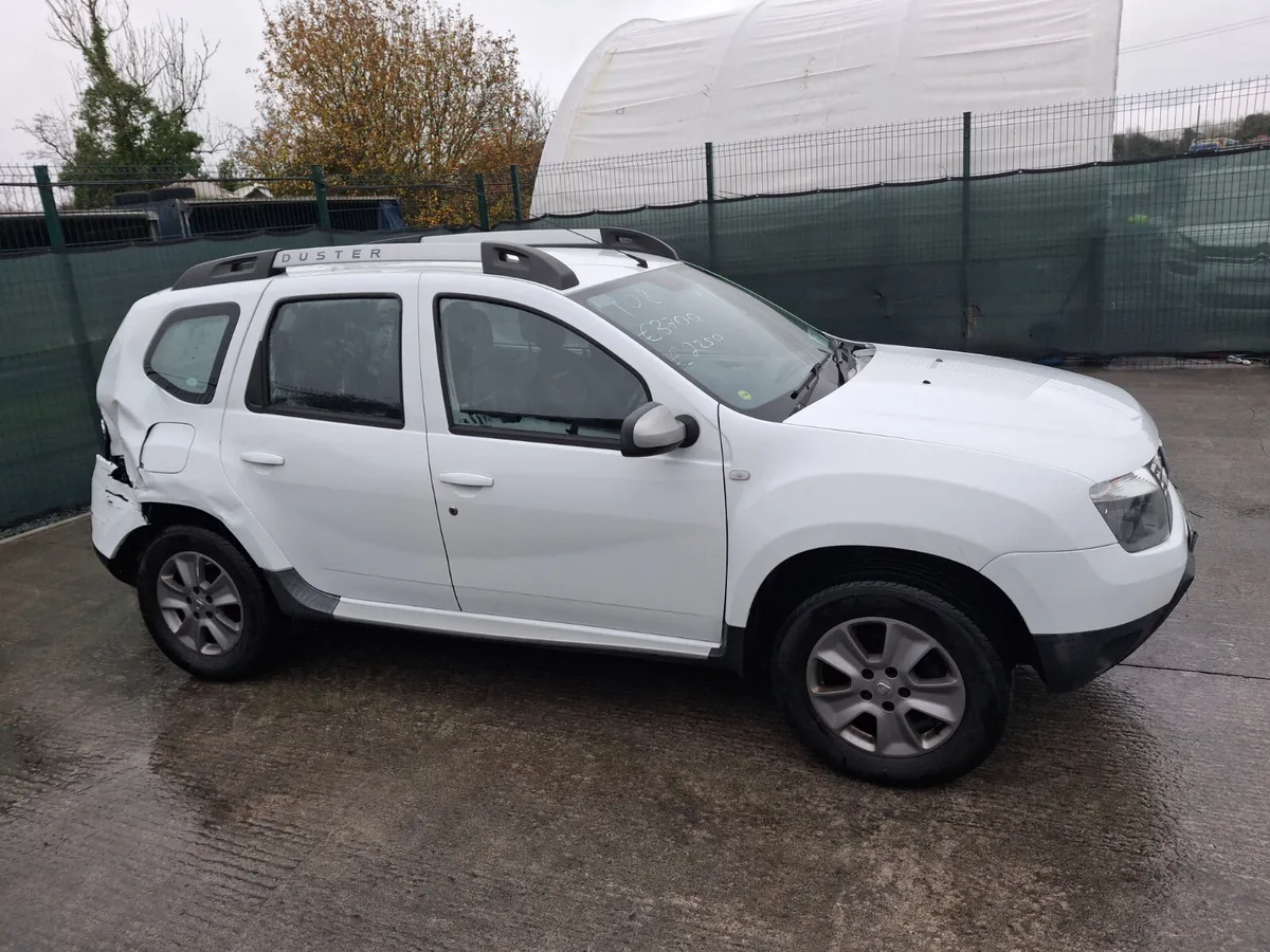 2015 Dacia Duster 1.5 4x4 - Image 2