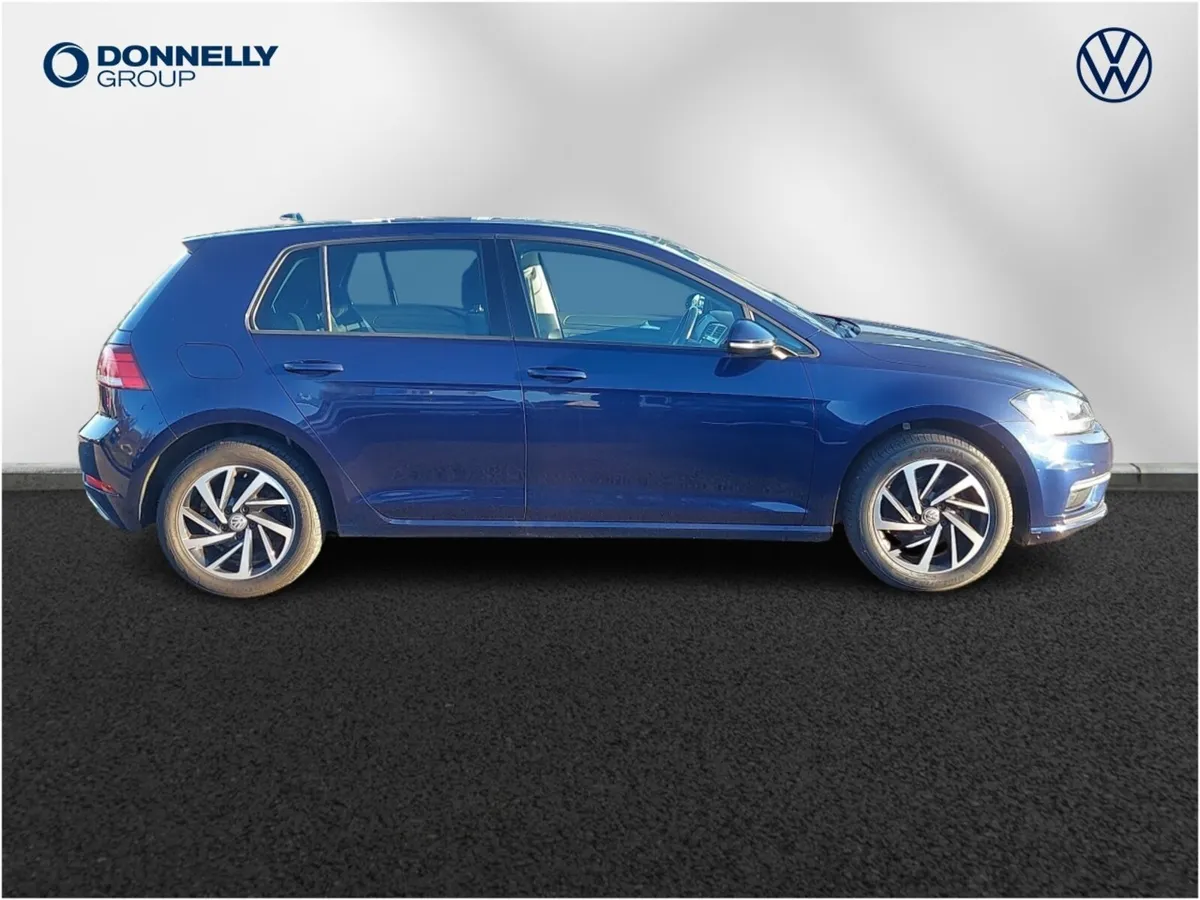 Volkswagen Golf Hatchback Match - Image 4